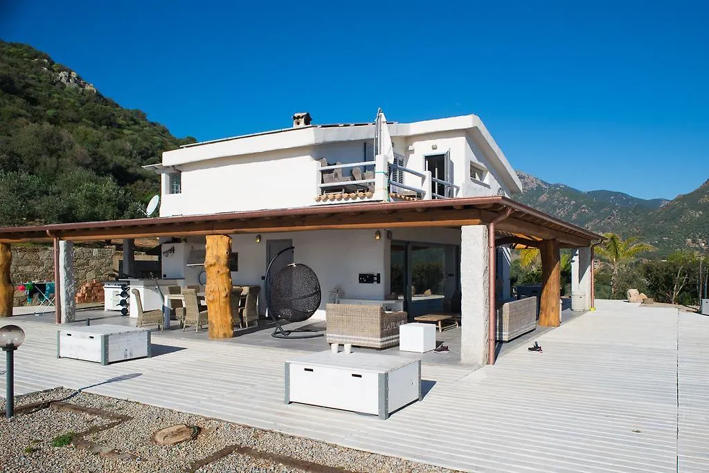 别墅 La Pazienza Marina di Gairo